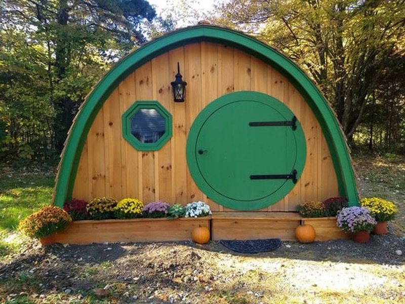 The Hobbit Hole Hideaway
