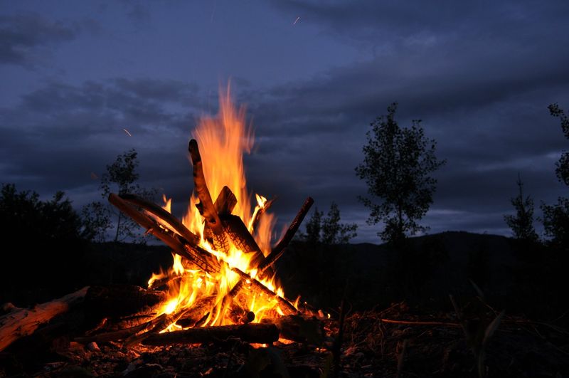 Strong Wood Or Smoke Smells