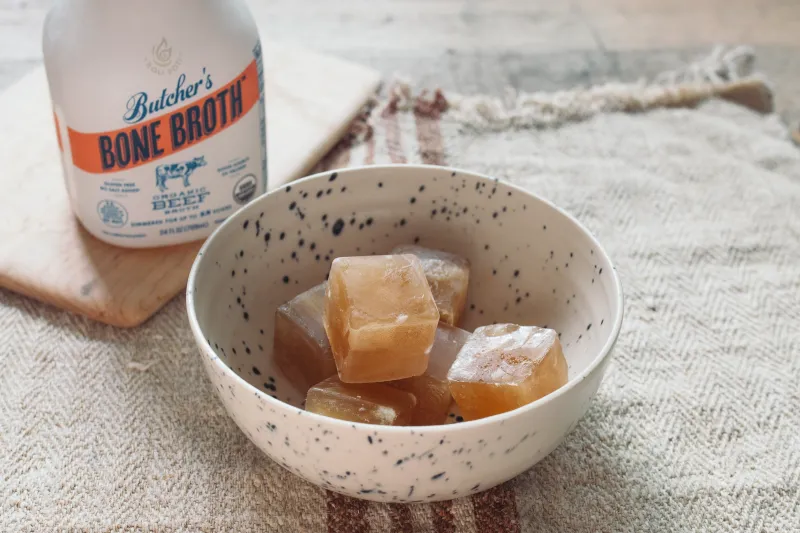 Cat-Friendly Broth Cubes - Frozen Delight