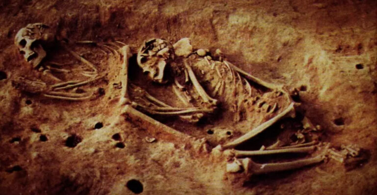 Mysterious 6,000-Year-Old Skeletons With Unknown DNA Rewrite Human History