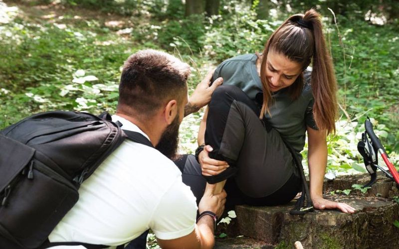 How To Treat A Snakebite Before Help Arrives