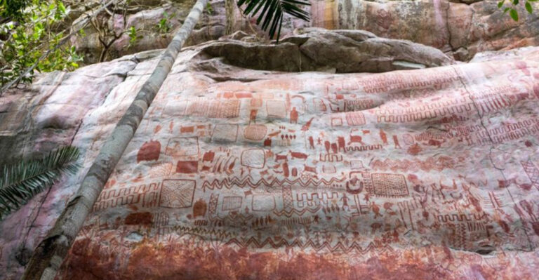 12,500-Year-Old Rock Art Depicts Extinct Creatures That Preceded Humans