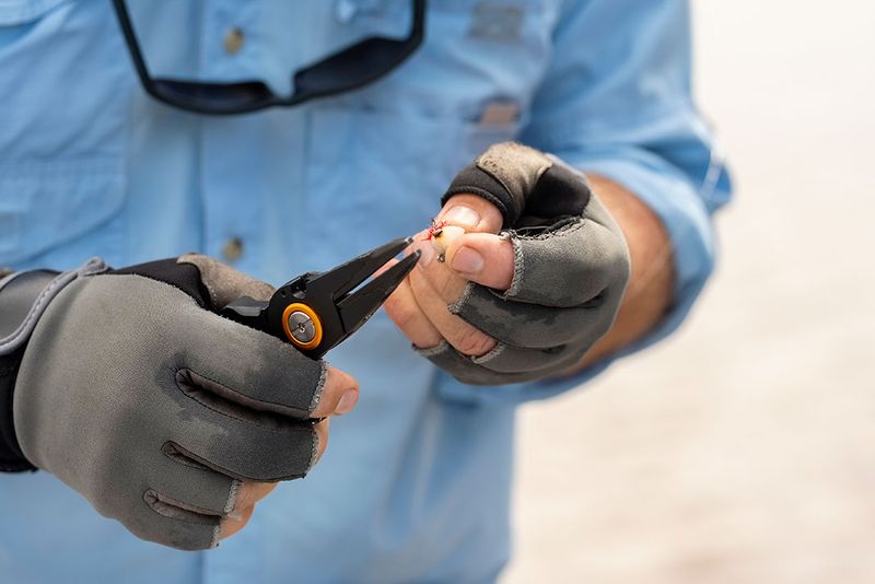 Avoiding Injury To Yourself When Handling Fish