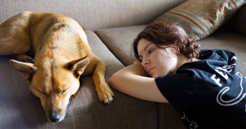 The Emotional Rollercoaster: What Happens At Each Stage Of The 3-3-3 Rule